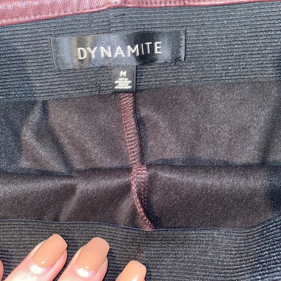Dynamite burgundy leather skirt - Picture 2 of 2